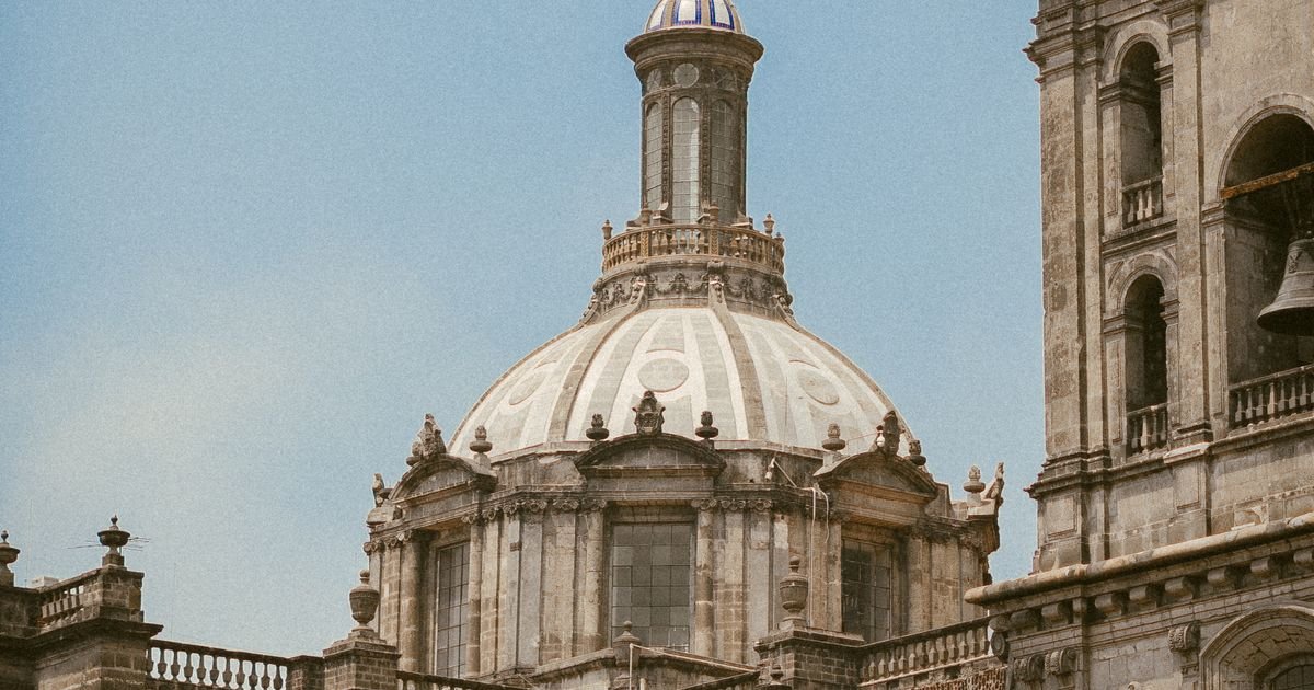 Vista arquitectónica de la Catedral Metropolitana de Ciudad de México